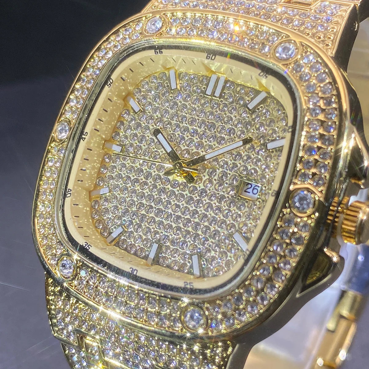 Square Wrist Watch for Men Women Shiny Full Stone Couple Quartz Watches Fashion Jewelry Classical Watch Clock Gold Silver Color